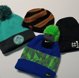 NEW Nike Pom Cable-Knit Beanie Bundle Unisex Youth